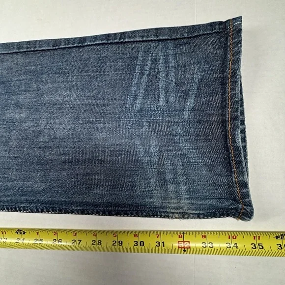 Cremieux Premium Straight Men's 34X 34 Blue Jeans Whiskers Cotton Denim Street - Picture 7 of 10